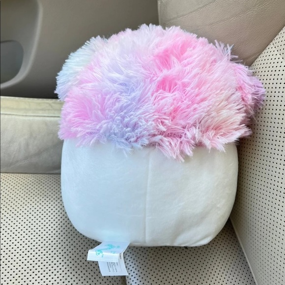 Squishmallows NWT RARE 7.5” Zaylee the White Bigfoot Squishmallow - Picture 2 of 2